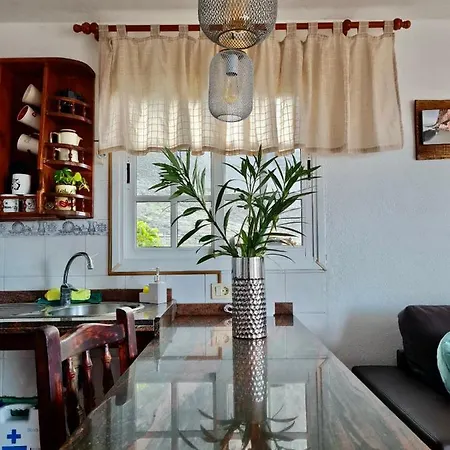 La Casita De La Brena. Frontera
