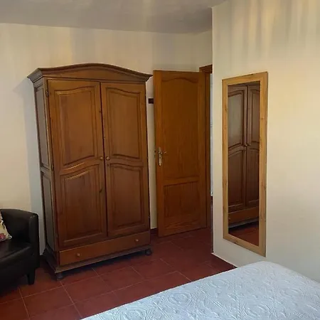 La Casita De La Breña. Сasa de vacaciones La Frontera